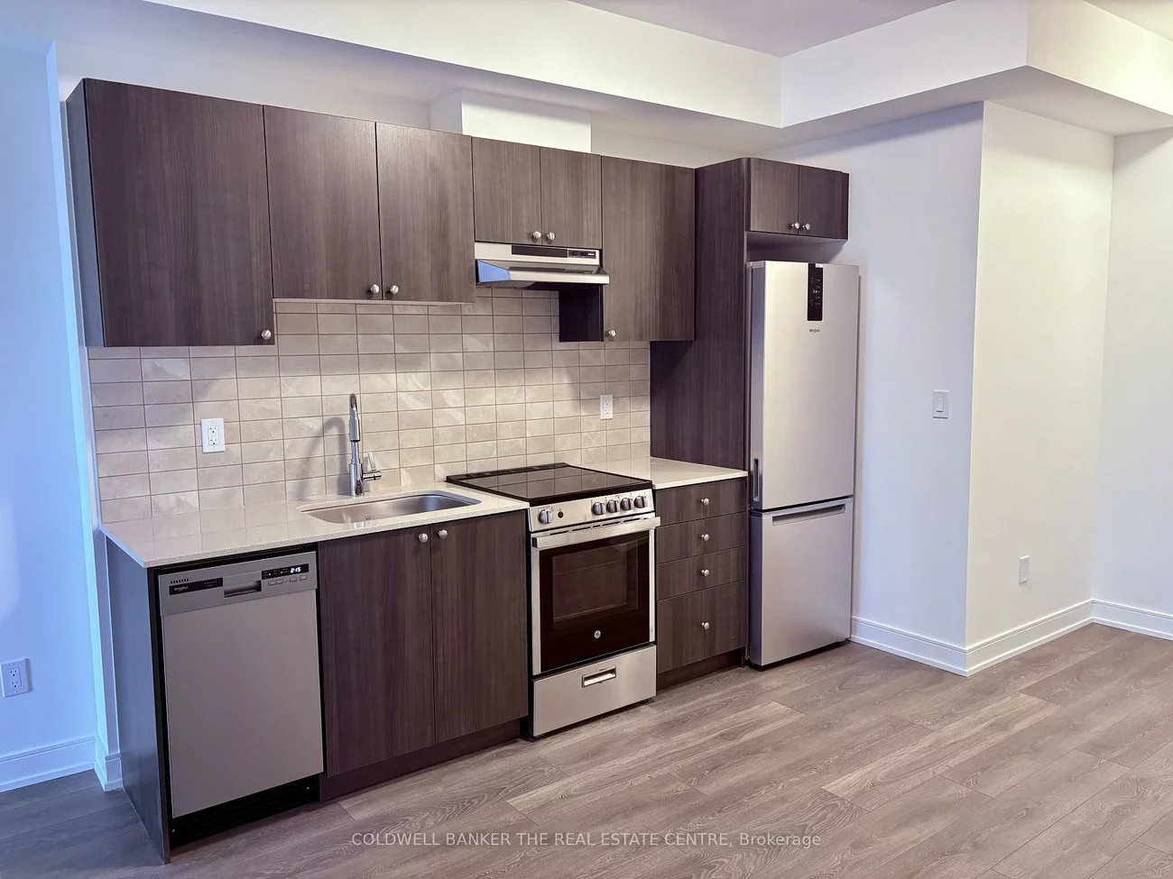 715, Davis, Huron Heights-Leslie Valley, Newmarket