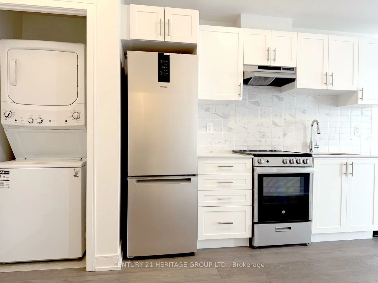 705, Davis, Huron Heights-Leslie Valley, Newmarket