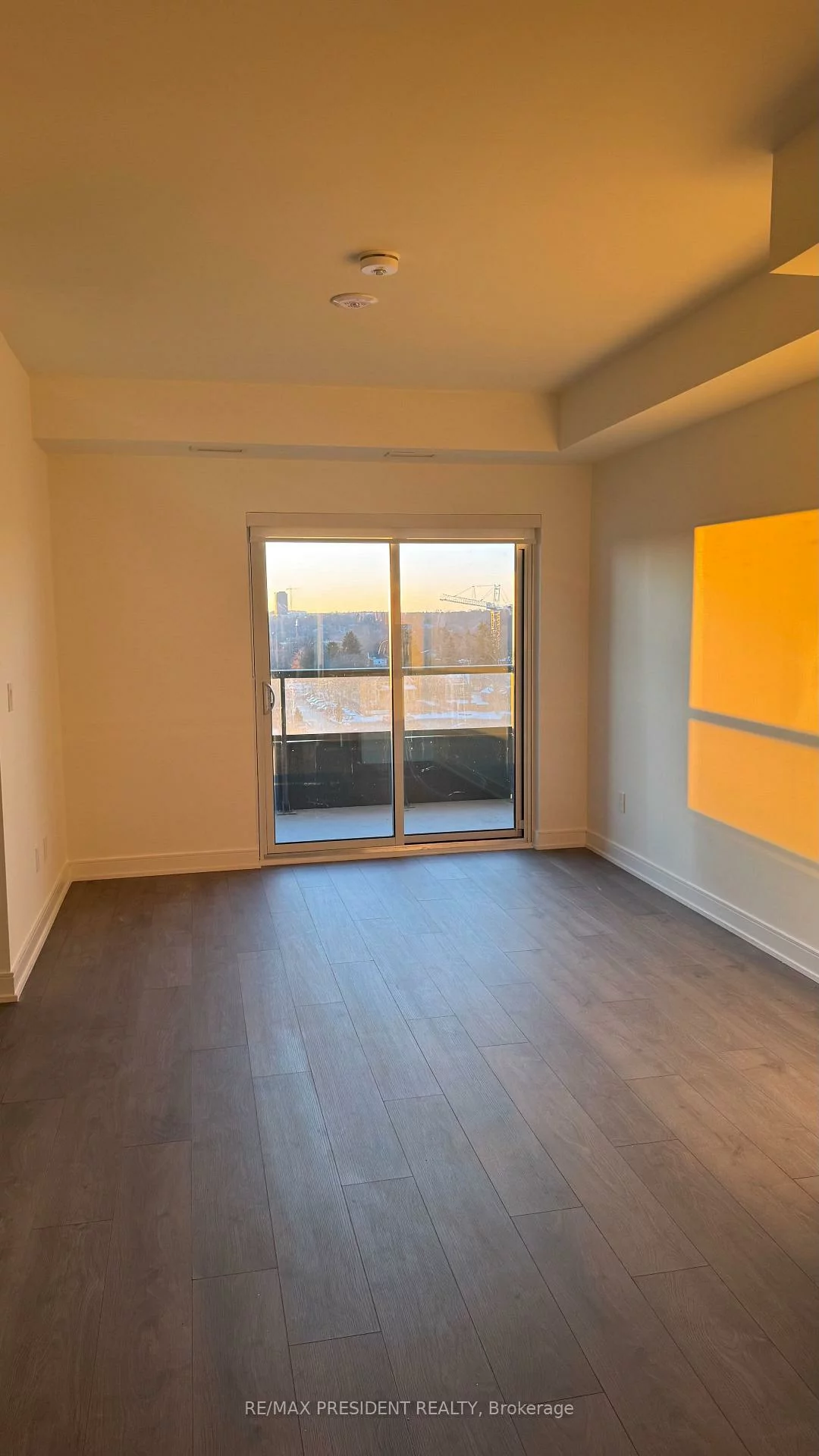 705, Davis, Huron Heights-Leslie Valley, Newmarket