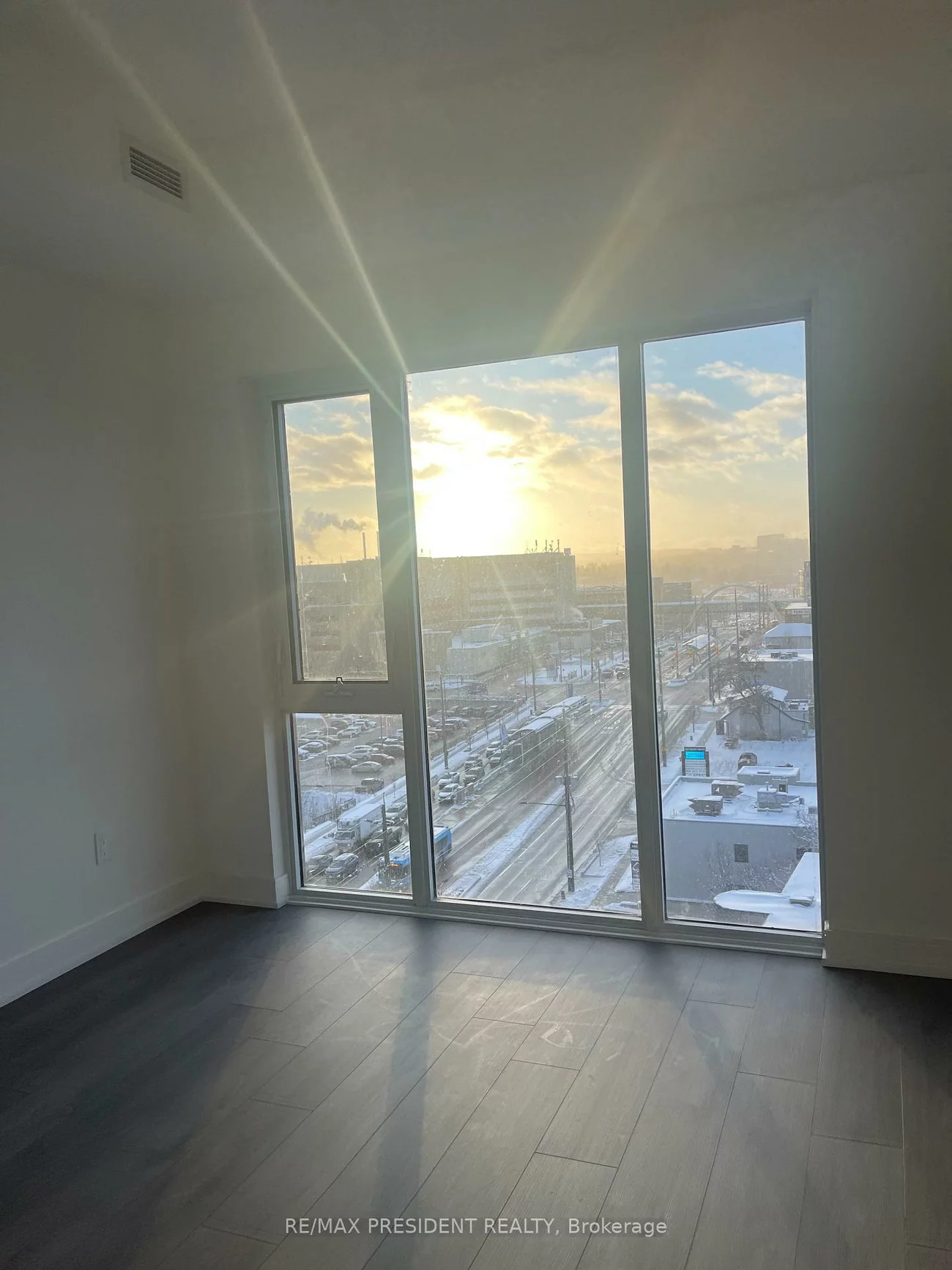 705, Davis, Huron Heights-Leslie Valley, Newmarket