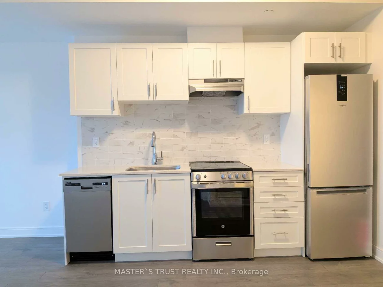 715, Davis, Huron Heights-Leslie Valley, Newmarket