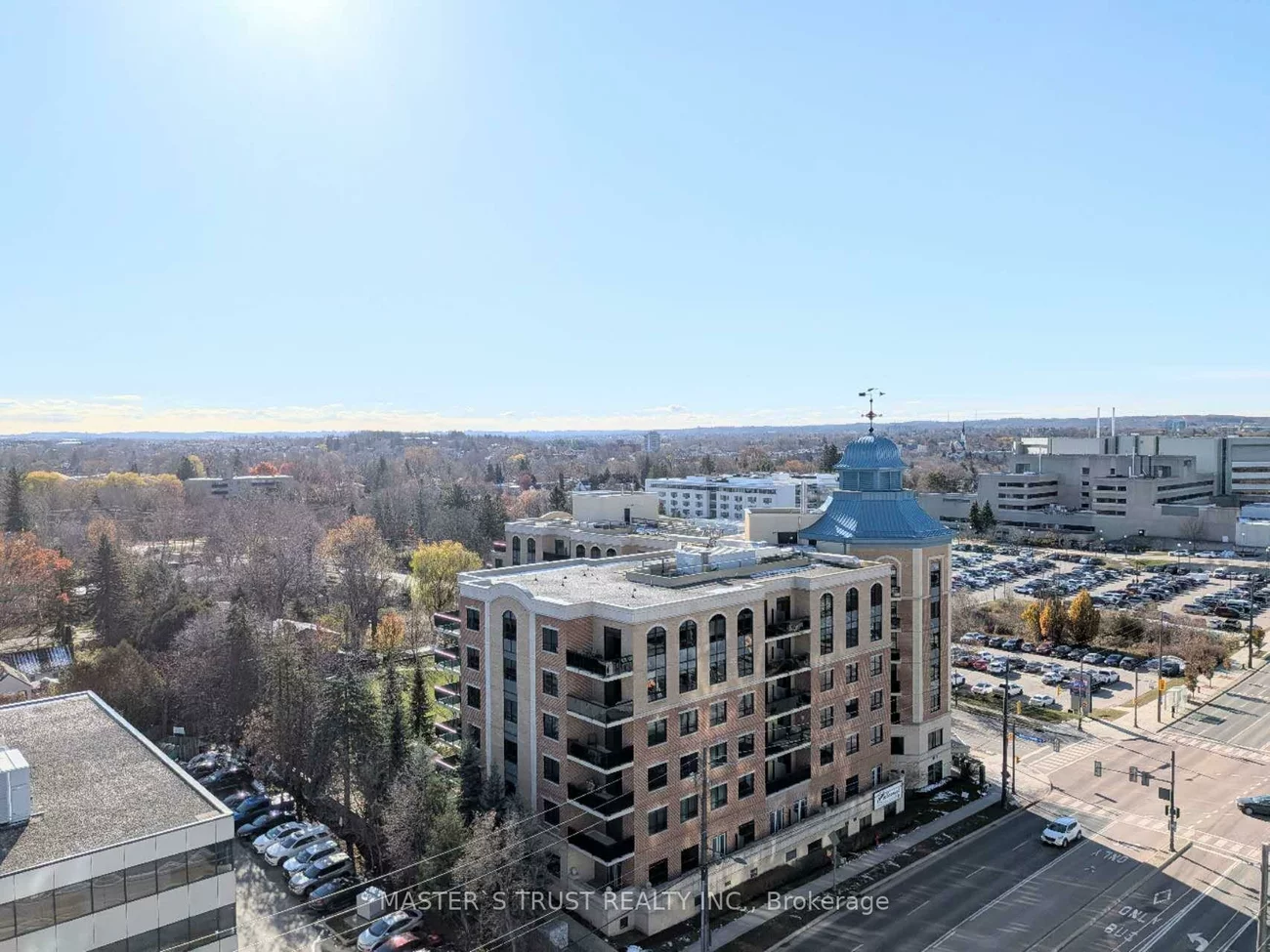 715, Davis, Huron Heights-Leslie Valley, Newmarket