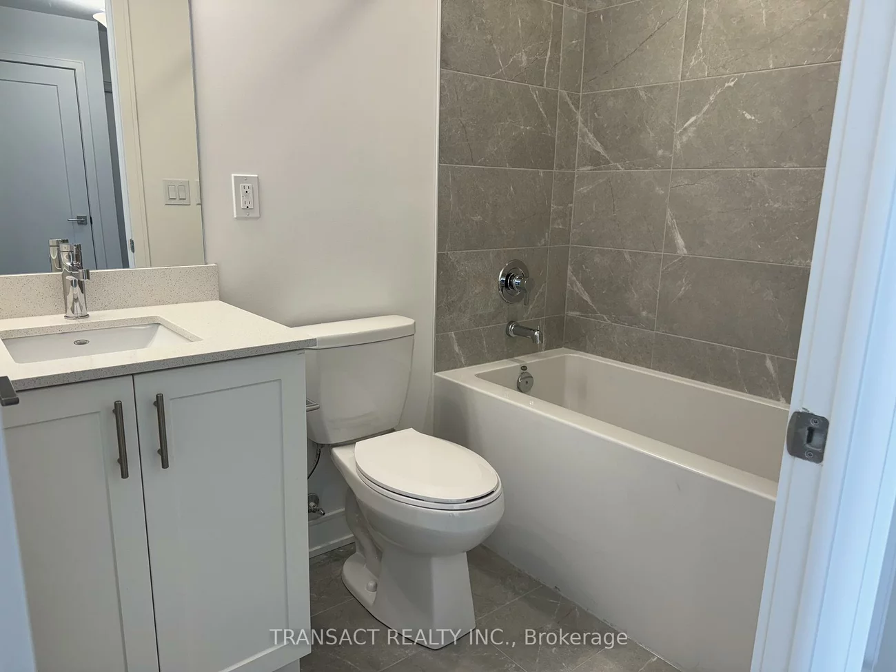 705, Davis, Huron Heights-Leslie Valley, Newmarket