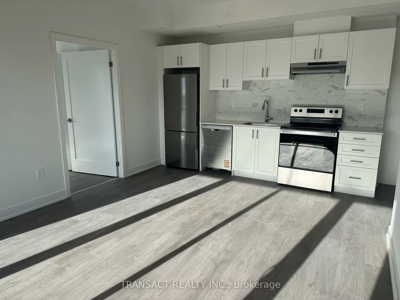 705, Davis, Huron Heights-Leslie Valley, Newmarket