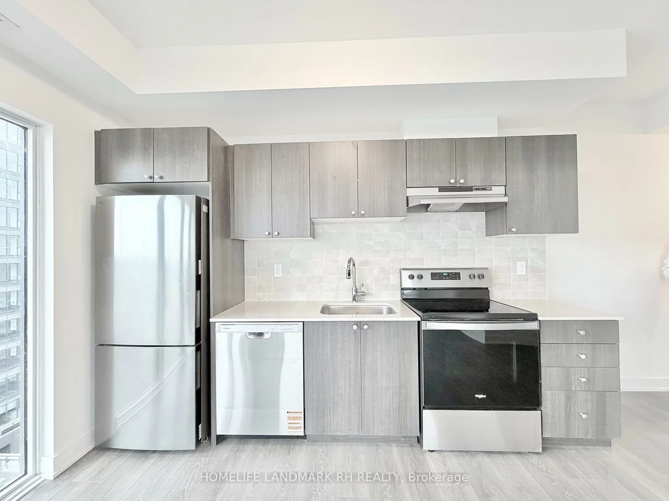 705, Davis, Huron Heights-Leslie Valley, Newmarket