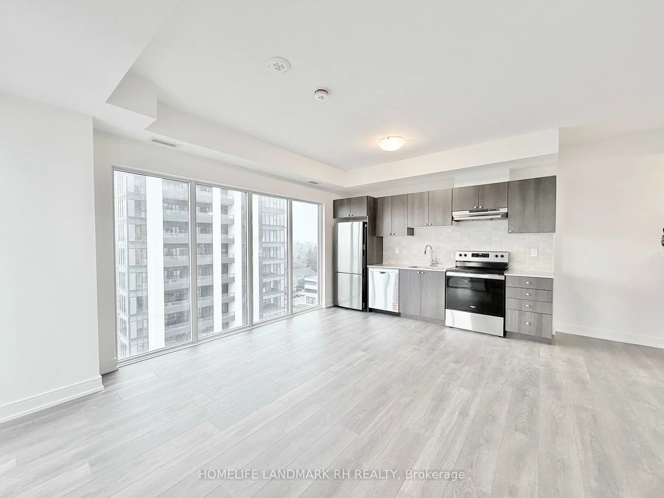 705, Davis, Huron Heights-Leslie Valley, Newmarket