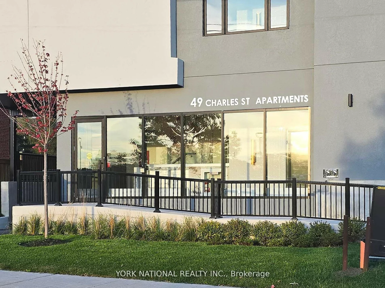 49, Charles, Central Newmarket, Newmarket