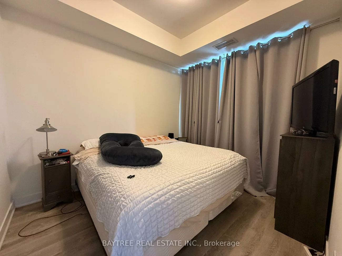 185, Deerfield, Central Newmarket, Newmarket