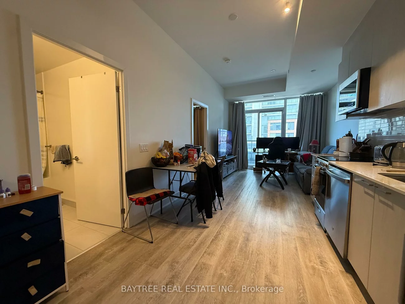 185, Deerfield, Central Newmarket, Newmarket