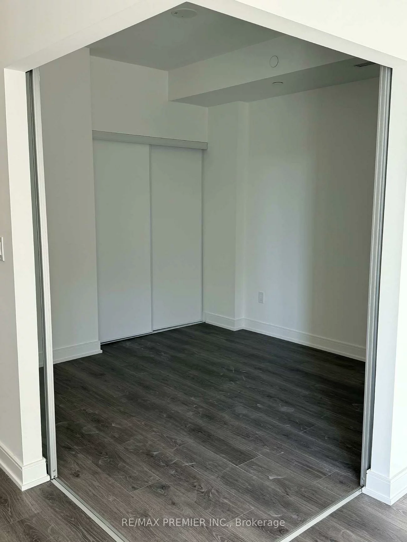 715, Davis, Huron Heights-Leslie Valley, Newmarket