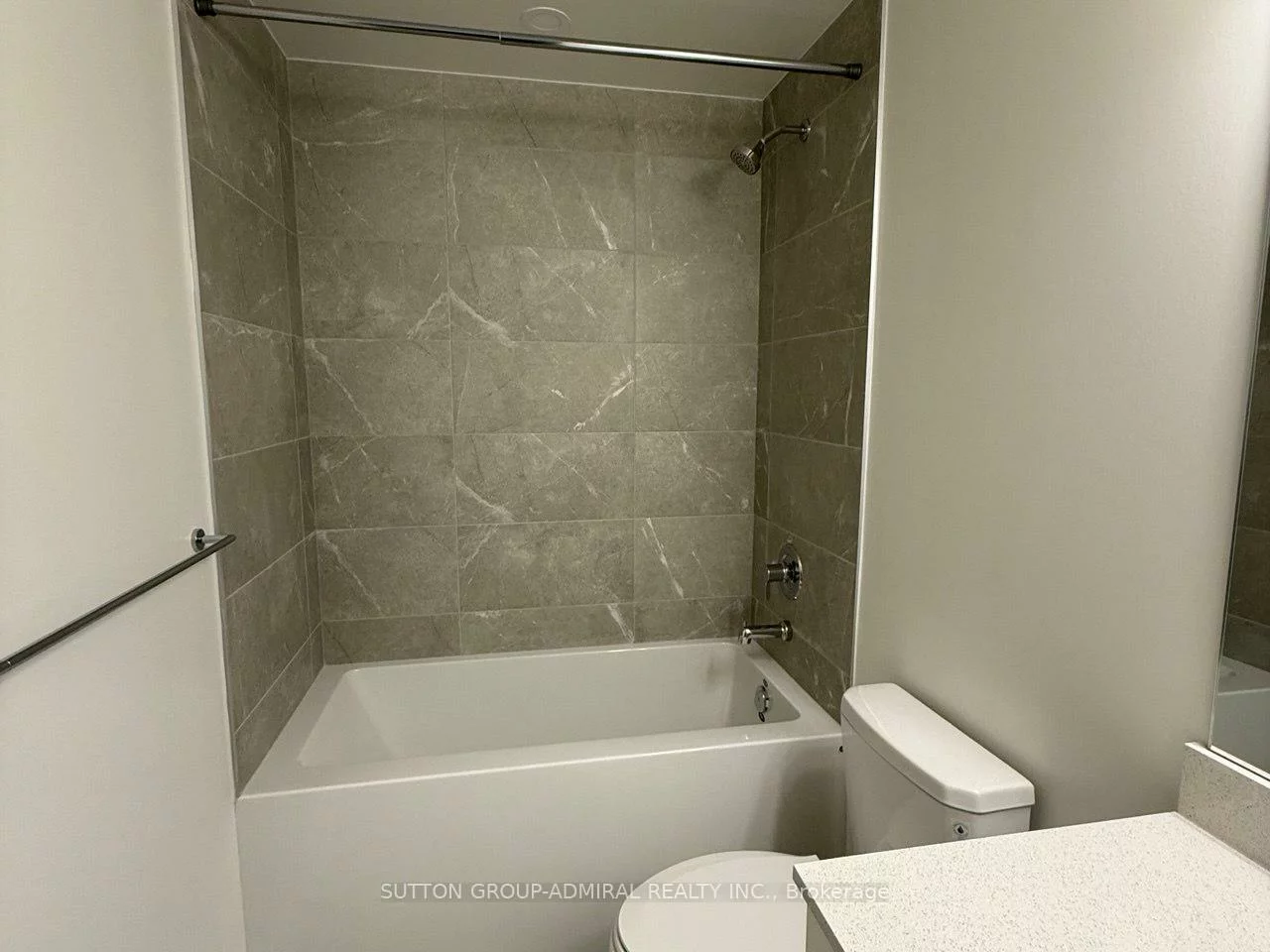 715, Davis, Huron Heights-Leslie Valley, Newmarket