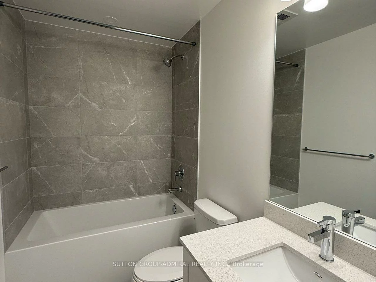 715, Davis, Huron Heights-Leslie Valley, Newmarket