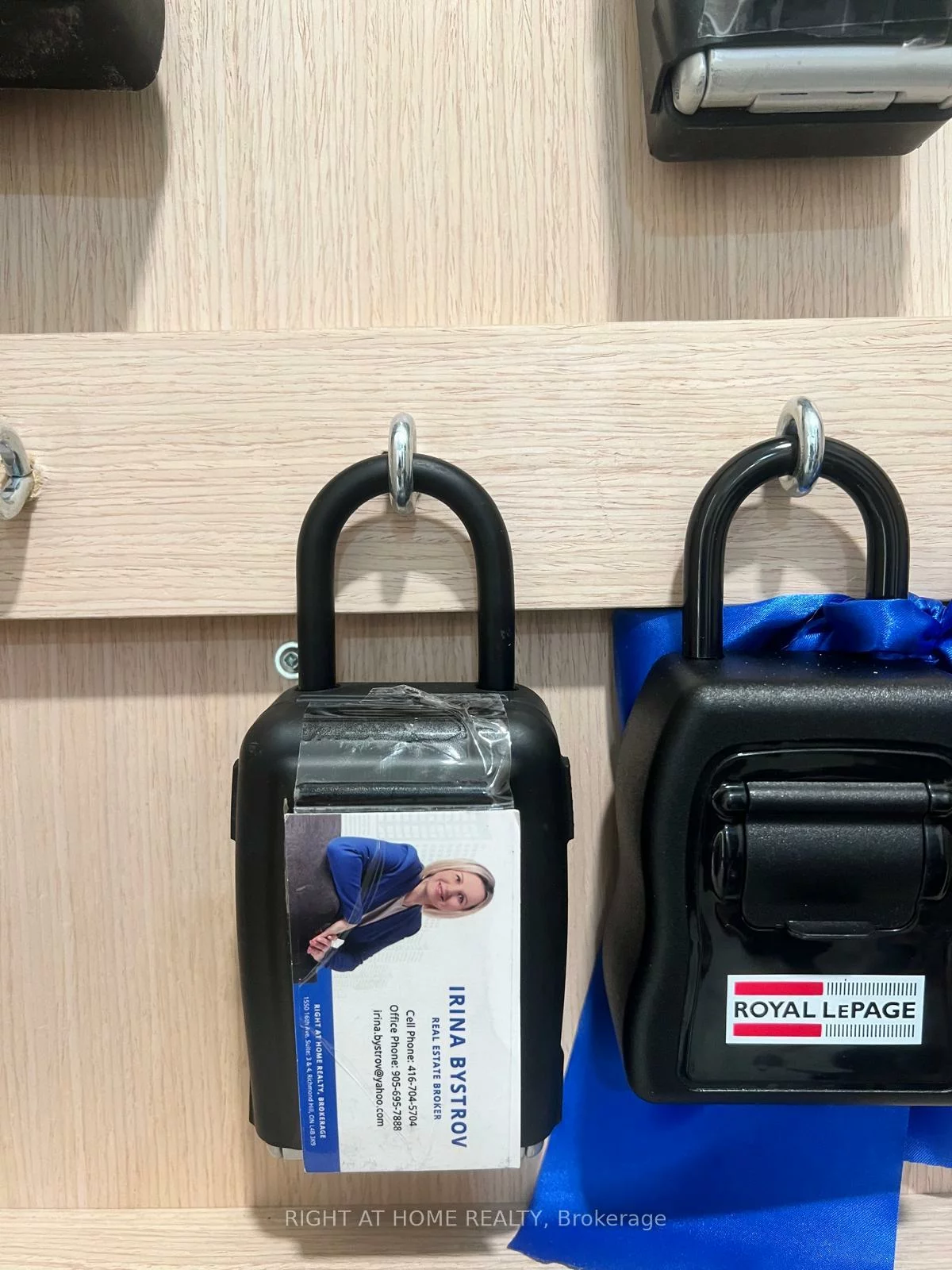 705, Davis, Huron Heights-Leslie Valley, Newmarket