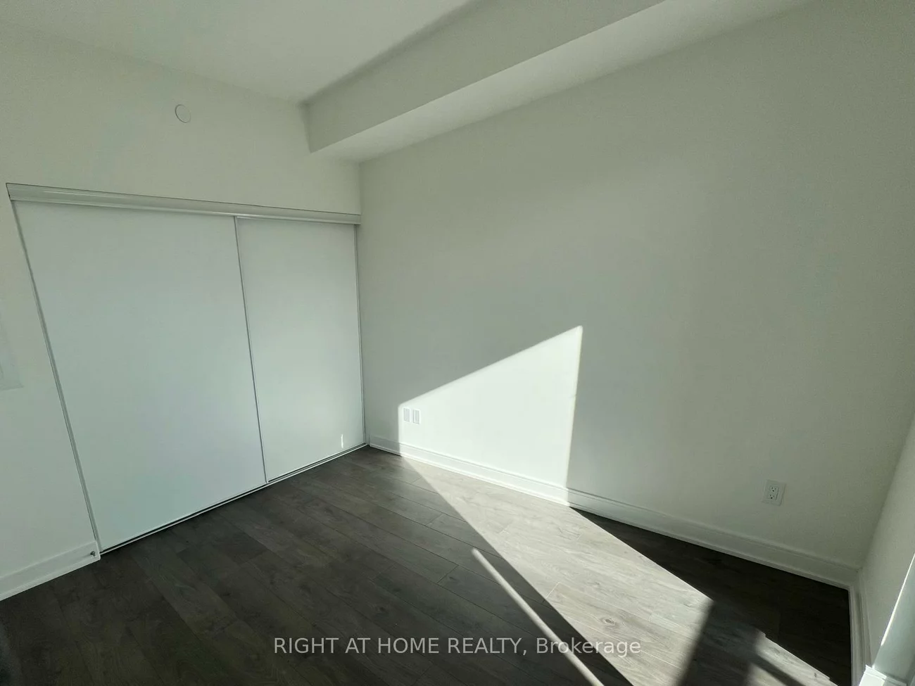 705, Davis, Huron Heights-Leslie Valley, Newmarket