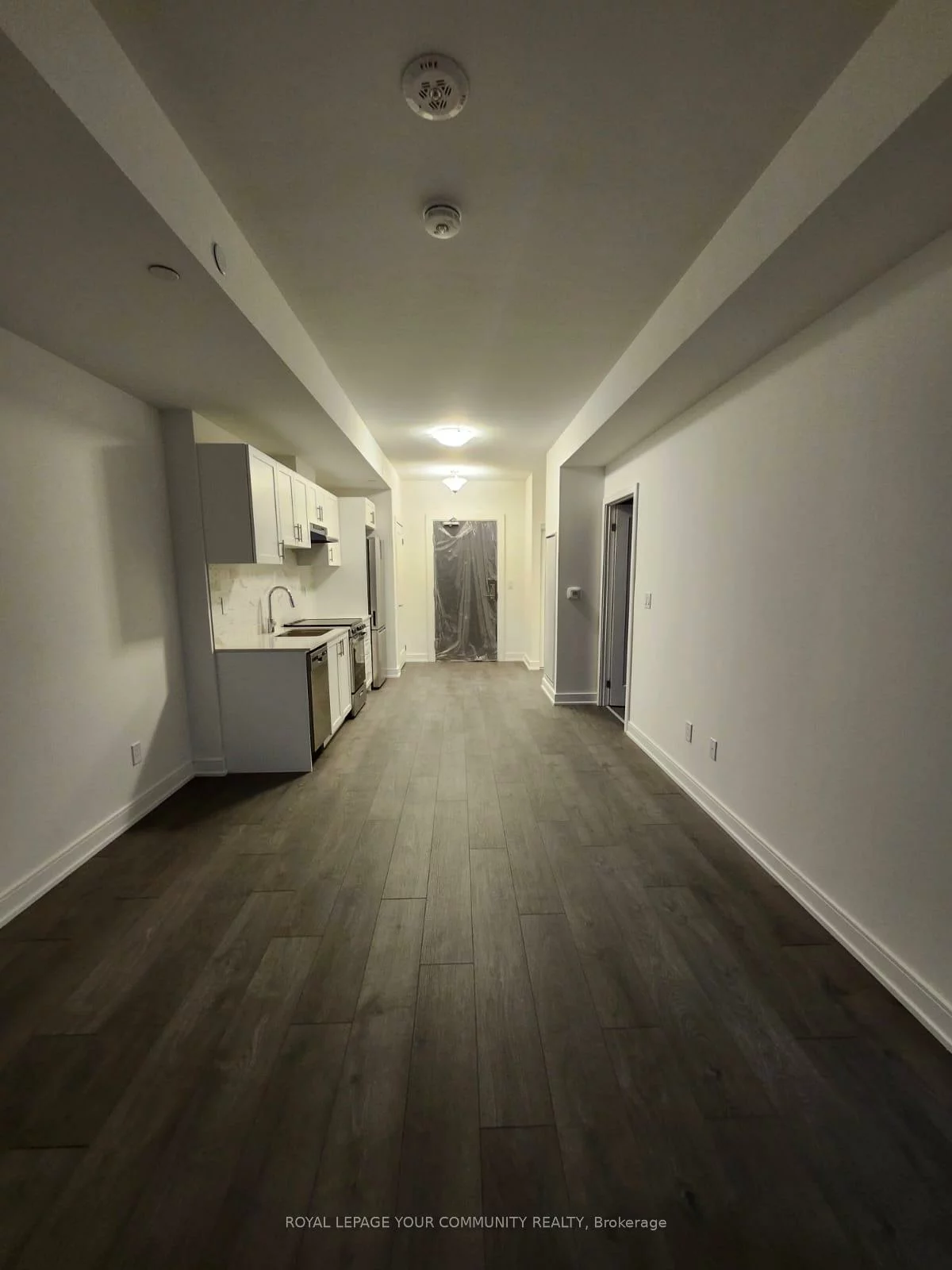 693, Davis, Huron Heights-Leslie Valley, Newmarket