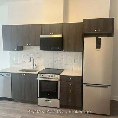 705, Davis, Huron Heights-Leslie Valley, Newmarket