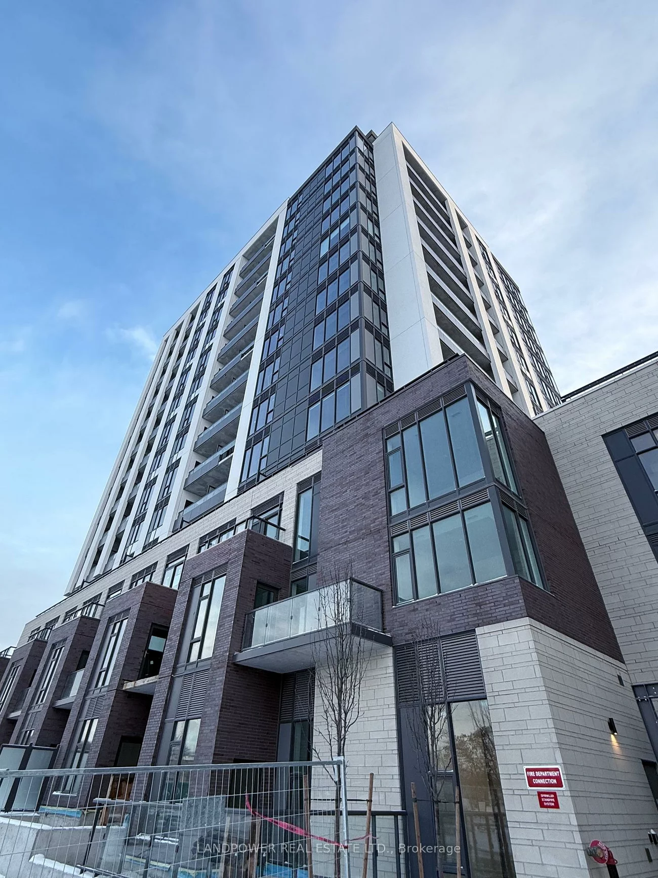 715, Davis, Huron Heights-Leslie Valley, Newmarket