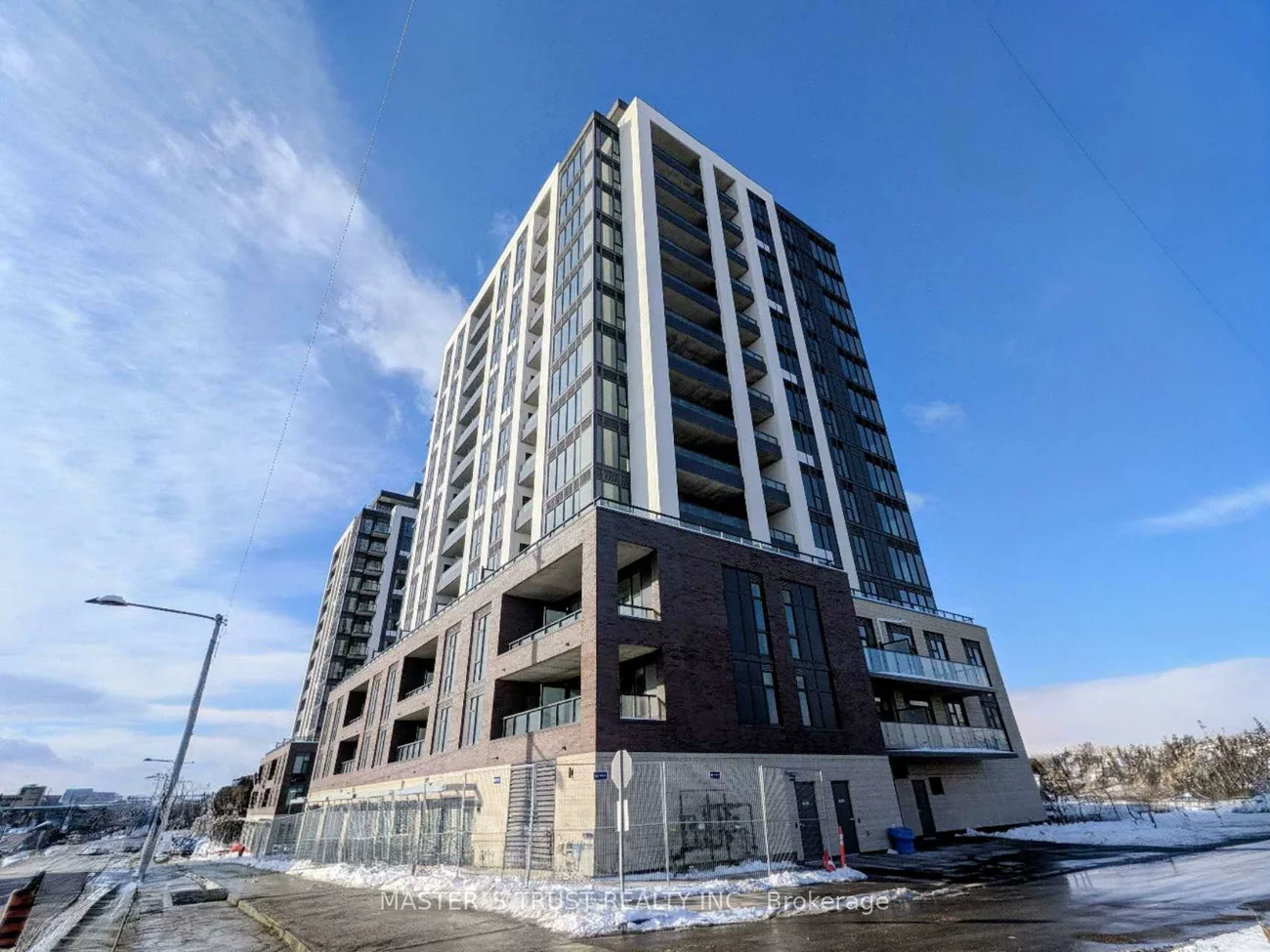 715, Davis, Huron Heights-Leslie Valley, Newmarket