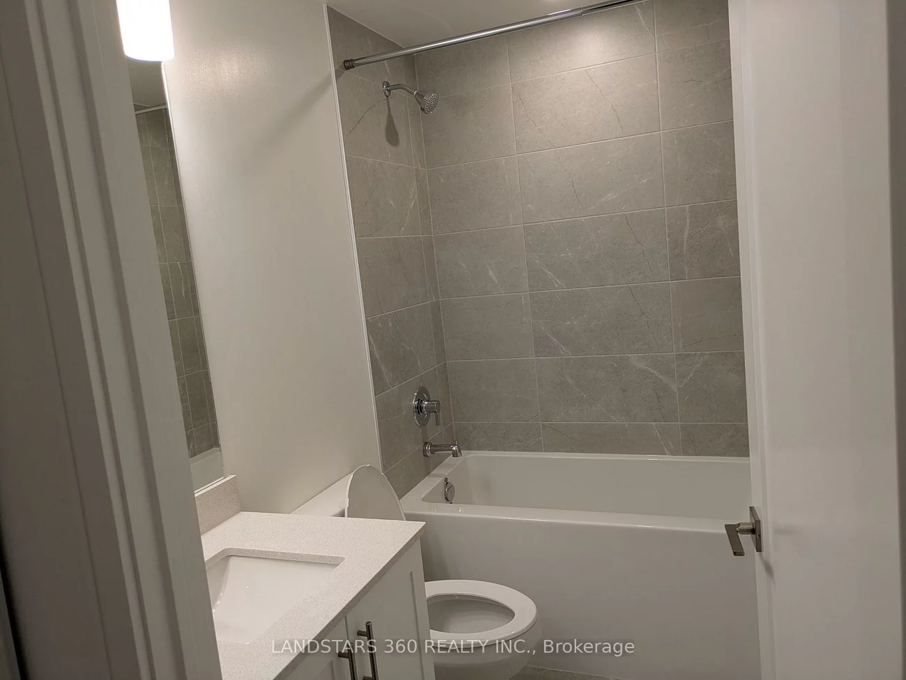 715, Davis, Huron Heights-Leslie Valley, Newmarket