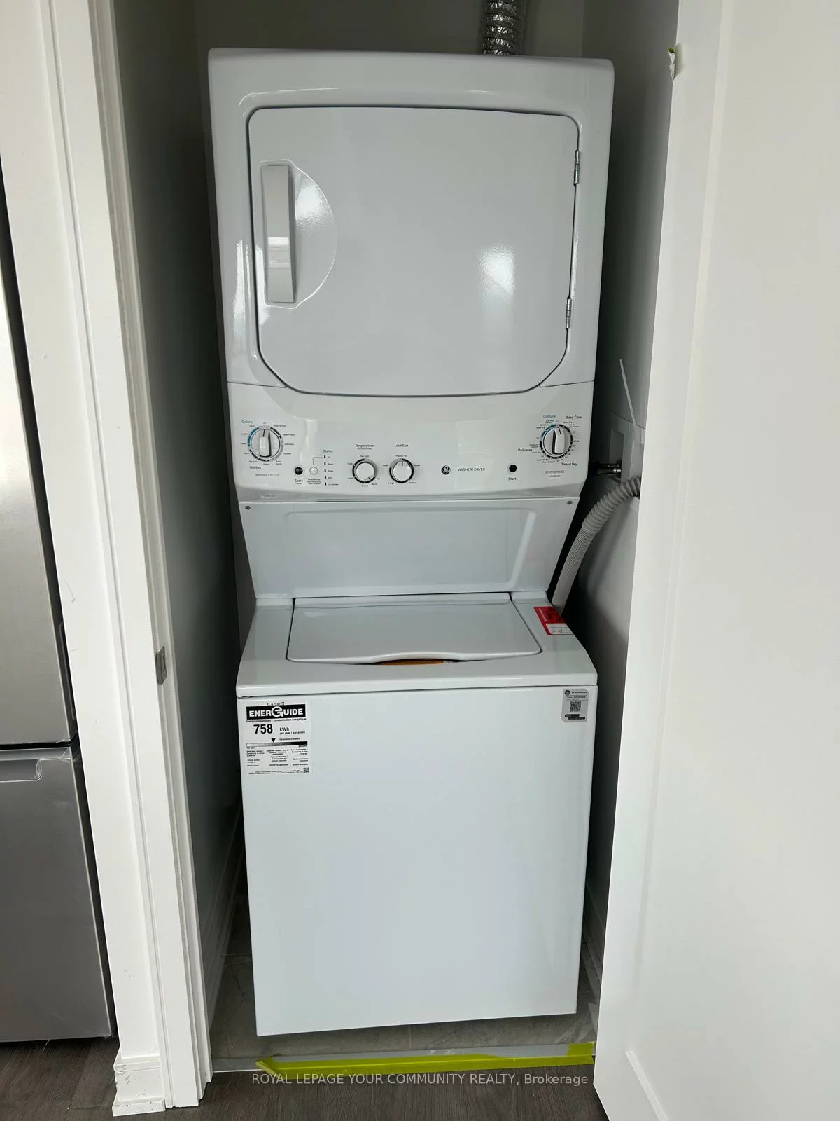 715, Davis, Huron Heights-Leslie Valley, Newmarket