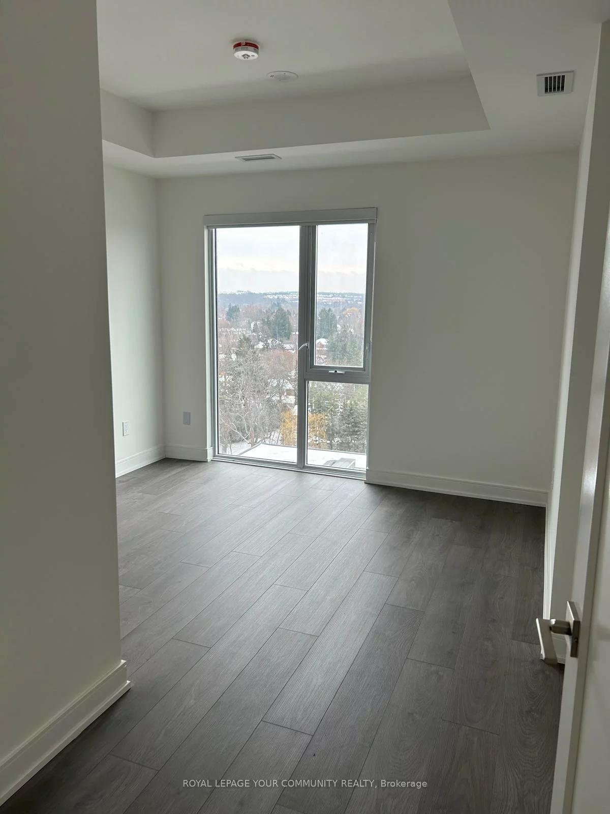 715, Davis, Huron Heights-Leslie Valley, Newmarket