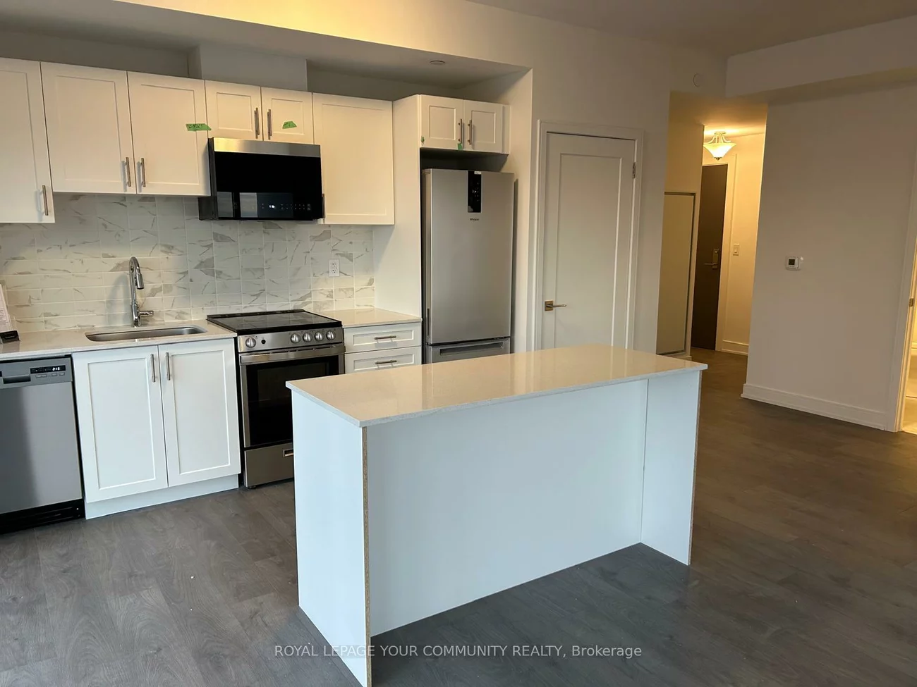 715, Davis, Huron Heights-Leslie Valley, Newmarket