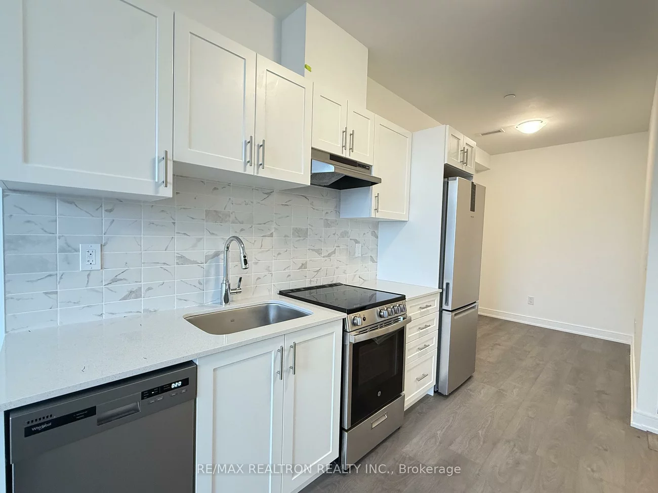 715, DAVIS, Huron Heights-Leslie Valley, Newmarket