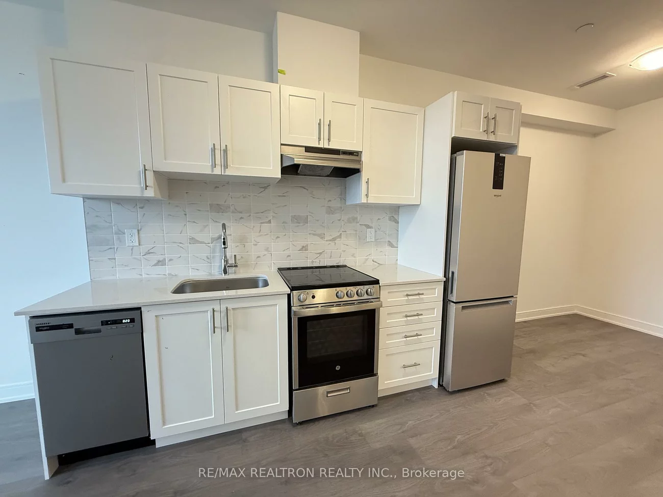 715, DAVIS, Huron Heights-Leslie Valley, Newmarket