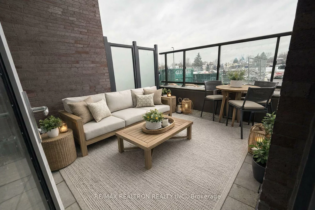 715, DAVIS, Huron Heights-Leslie Valley, Newmarket