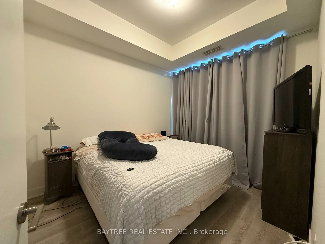 185, Deerfield, Central Newmarket, Newmarket