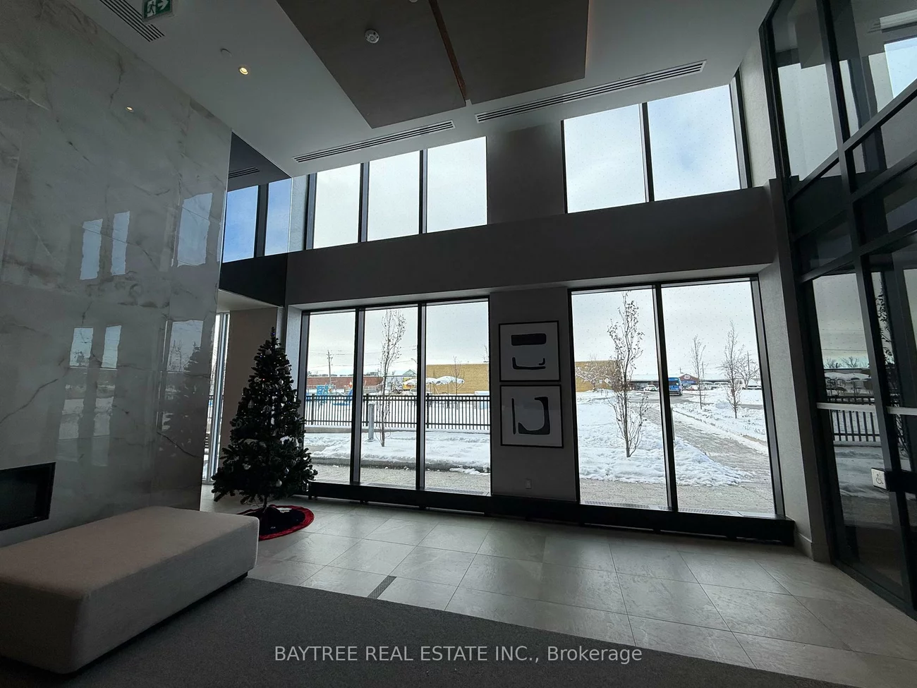 185, Deerfield, Central Newmarket, Newmarket