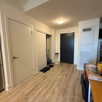 185, Deerfield, Central Newmarket, Newmarket