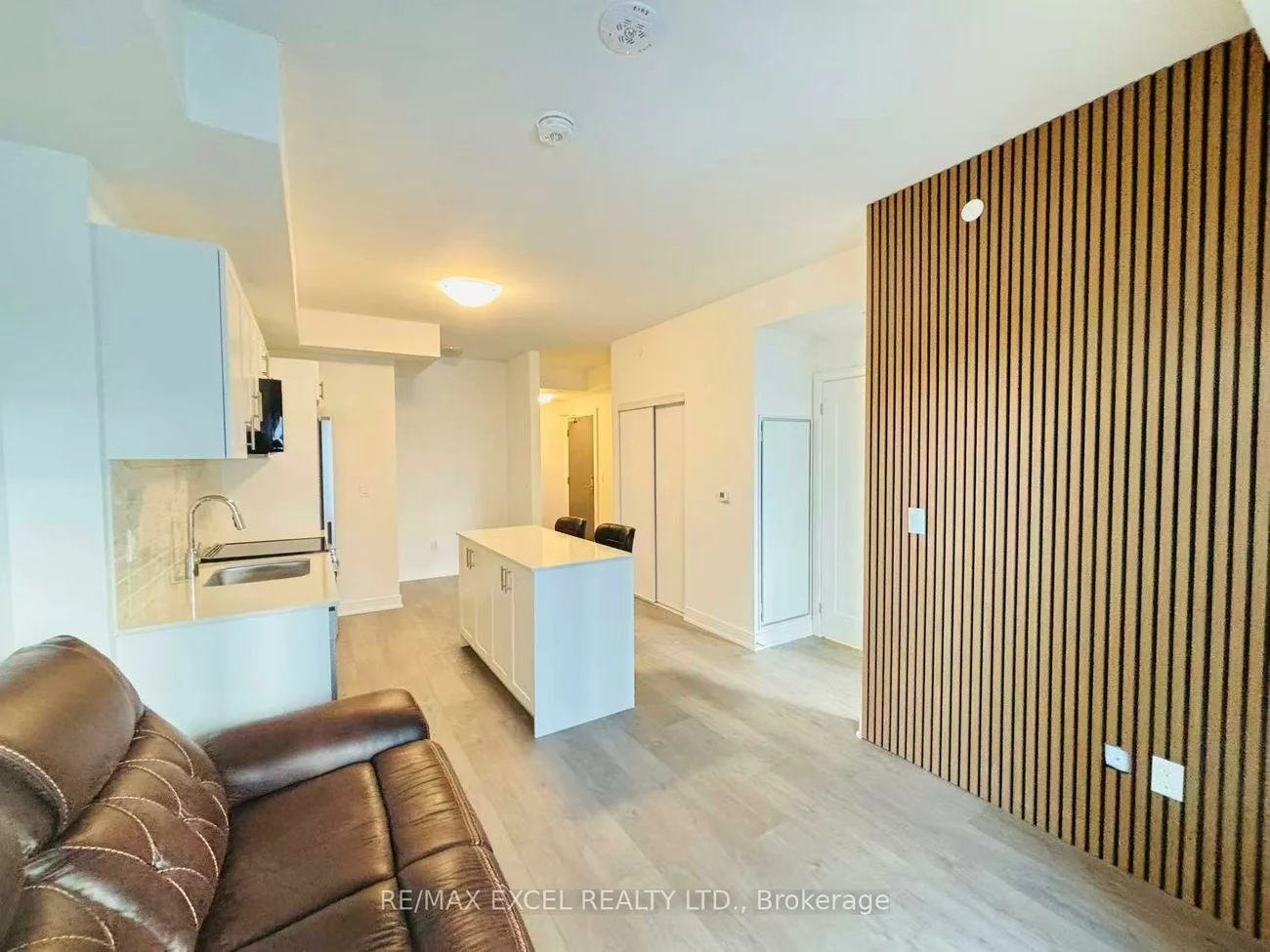 715, Davis, Huron Heights-Leslie Valley, Newmarket