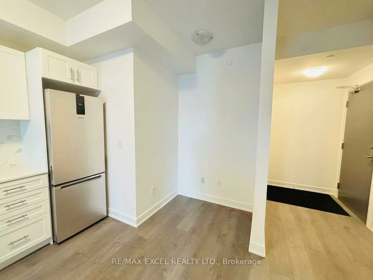 715, Davis, Huron Heights-Leslie Valley, Newmarket