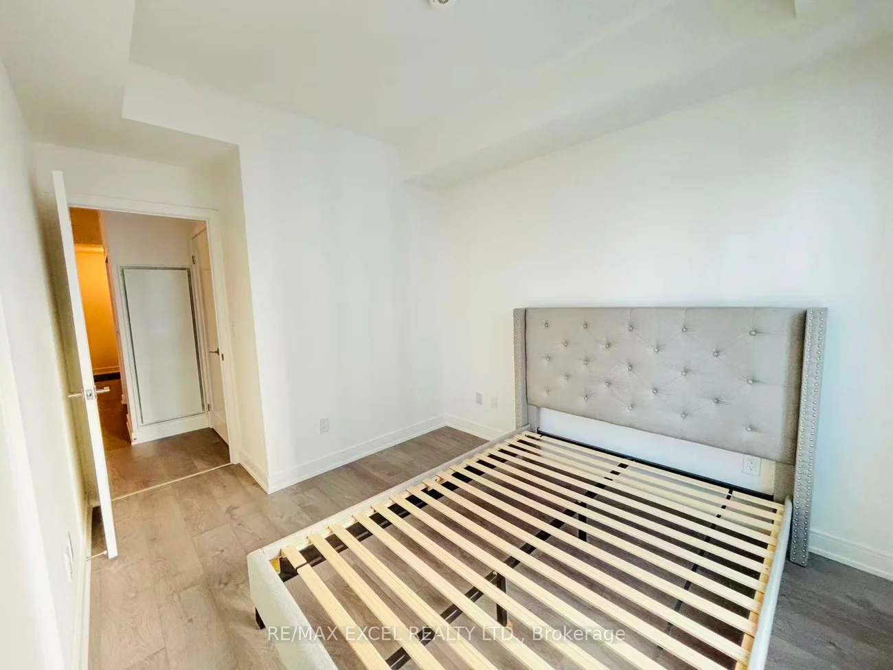 715, Davis, Huron Heights-Leslie Valley, Newmarket