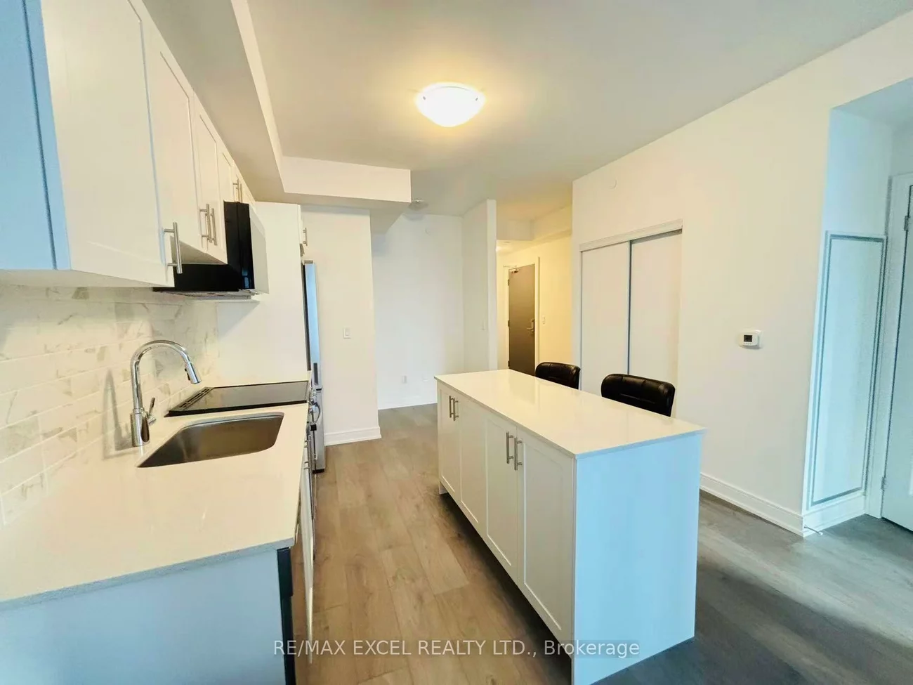 715, Davis, Huron Heights-Leslie Valley, Newmarket