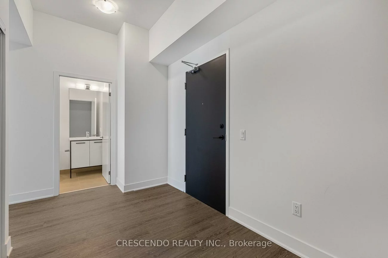 185, Deerfield, Central Newmarket, Newmarket