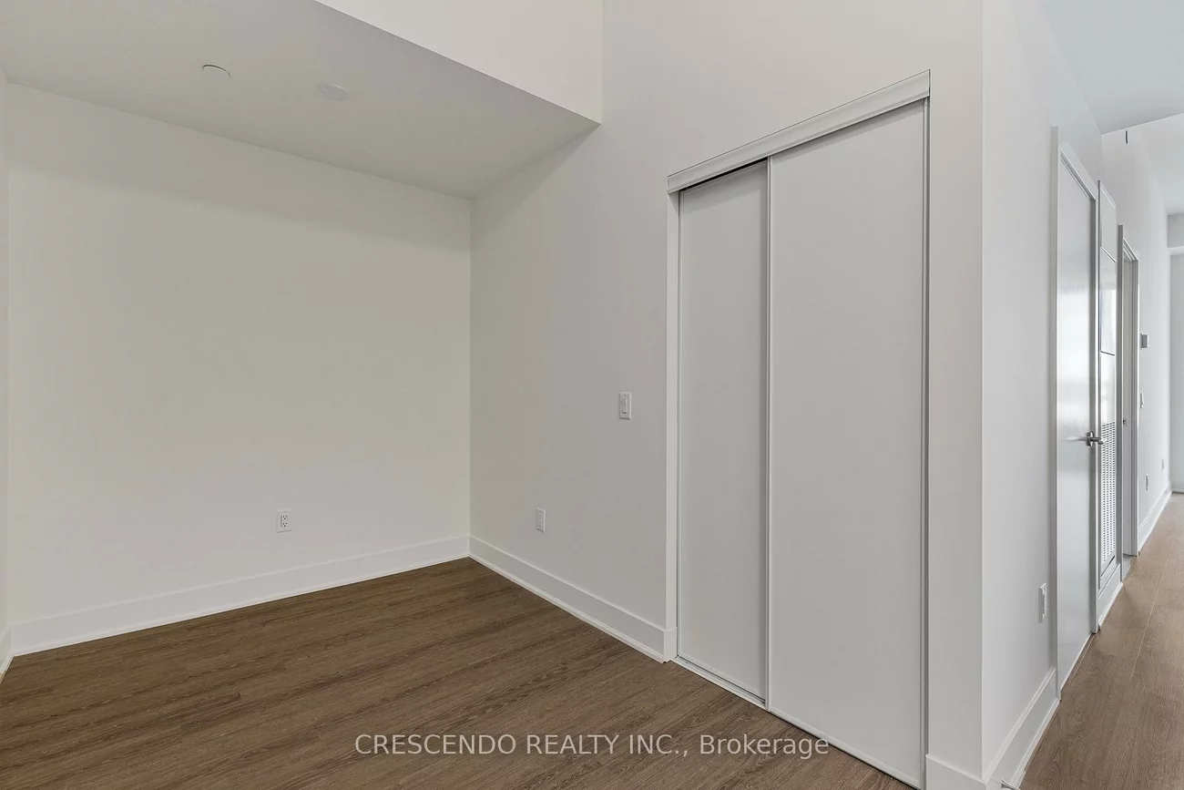 185, Deerfield, Central Newmarket, Newmarket