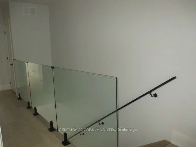 59, Charles, Central Newmarket, Newmarket