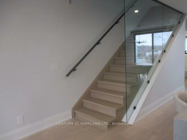 59, Charles, Central Newmarket, Newmarket