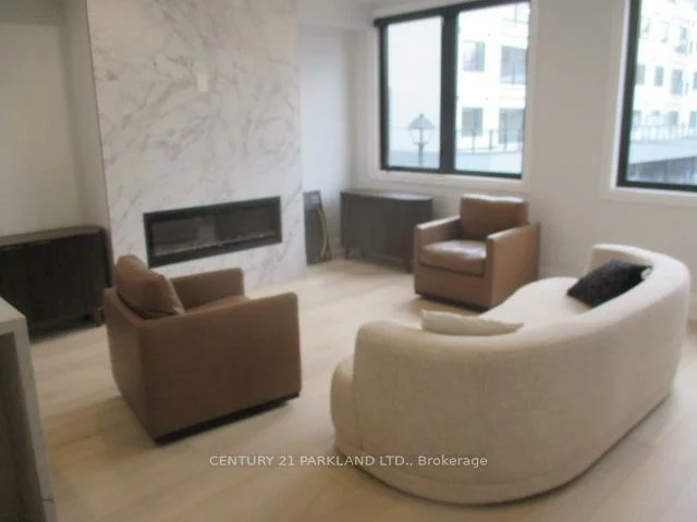 59, Charles, Central Newmarket, Newmarket