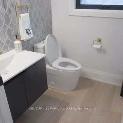 59, Charles, Central Newmarket, Newmarket