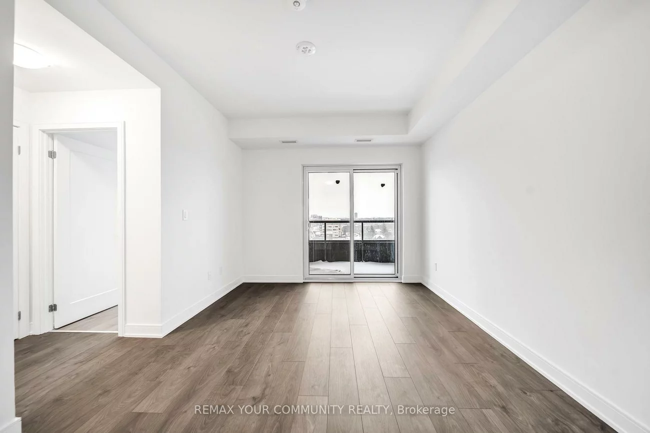 705, Davis, Huron Heights-Leslie Valley, Newmarket