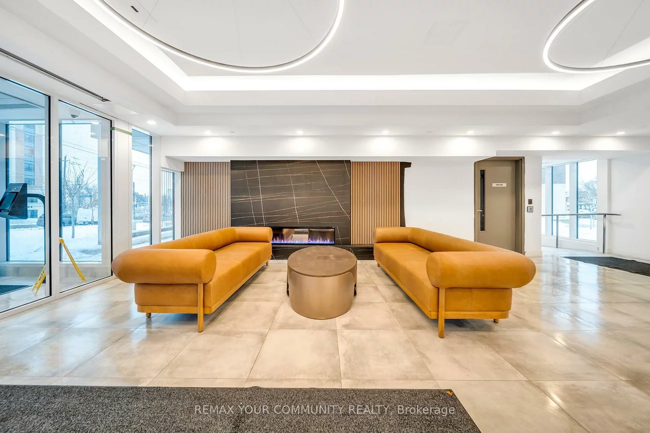 705, Davis, Huron Heights-Leslie Valley, Newmarket