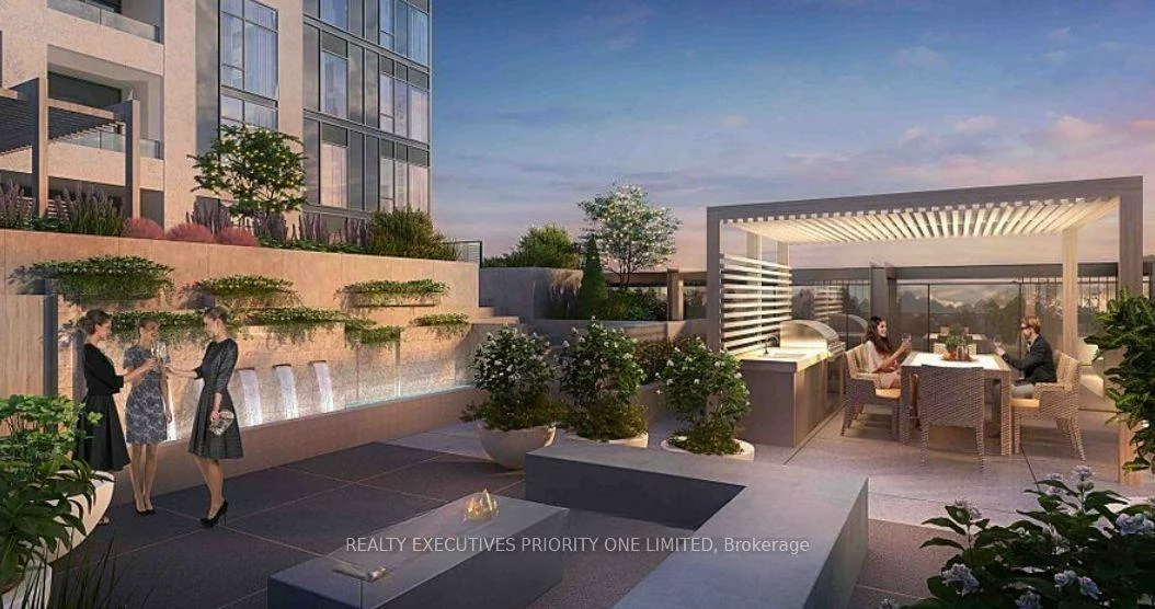 715, Davis, Huron Heights-Leslie Valley, Newmarket