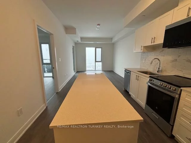 705, Davis, Huron Heights-Leslie Valley, Newmarket