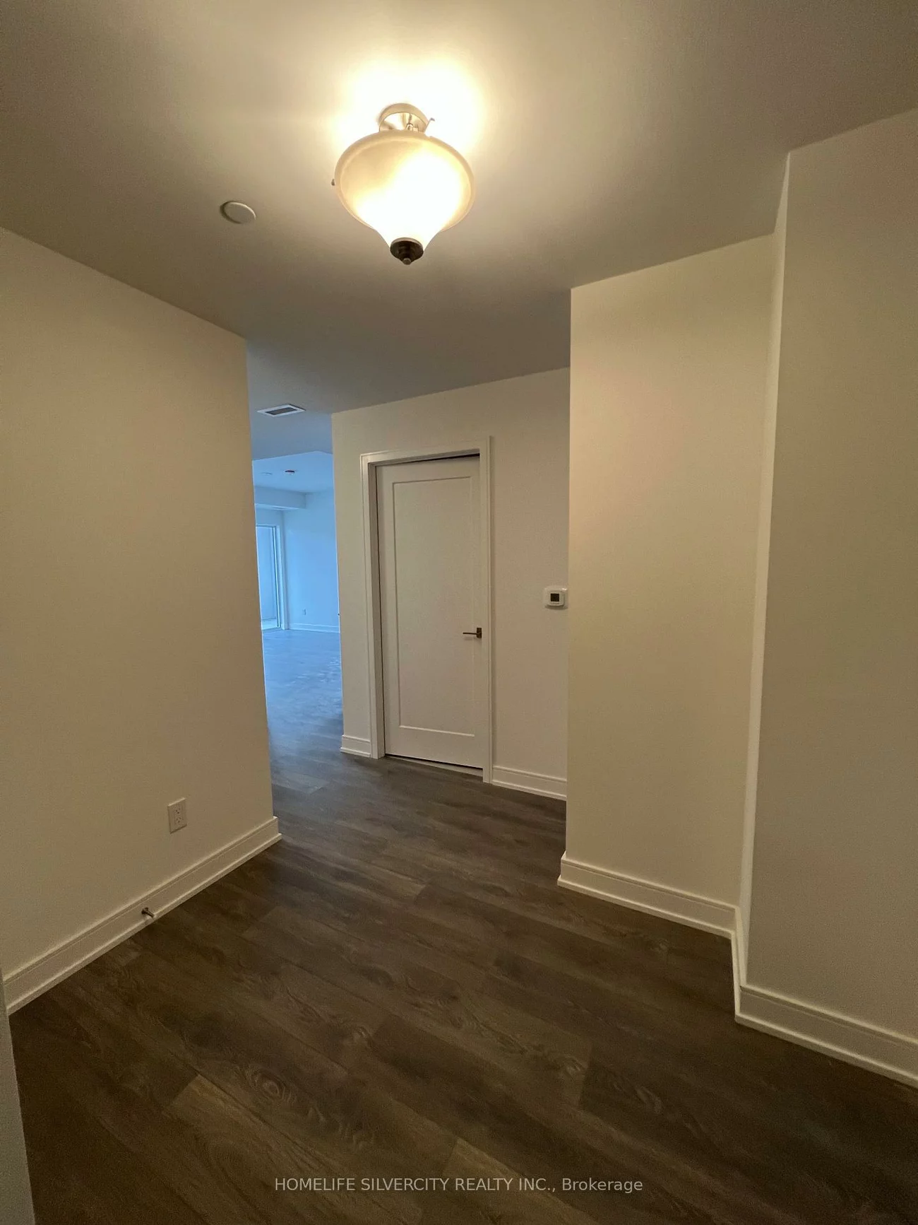 705, Davis, Central Newmarket, Newmarket