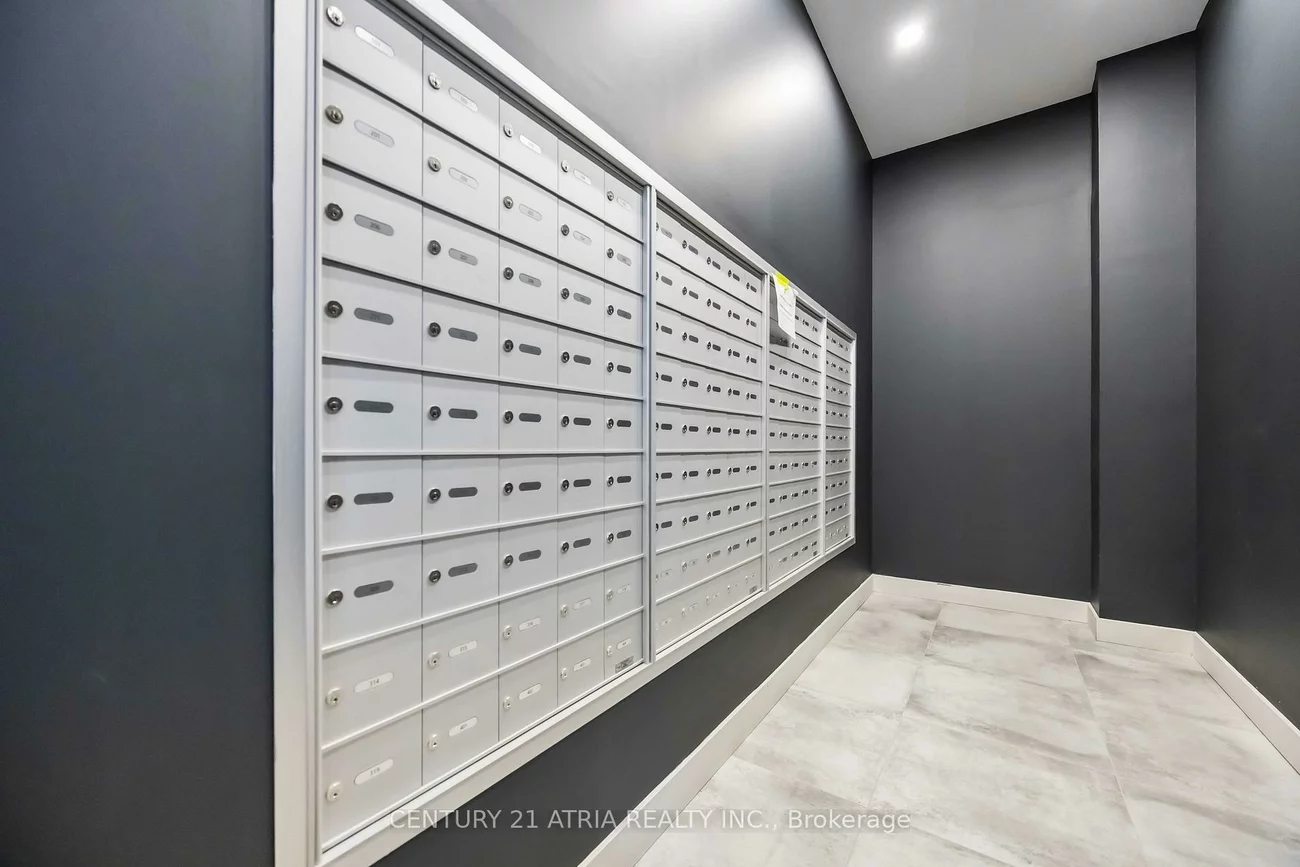 715, Davis, Huron Heights-Leslie Valley, Newmarket