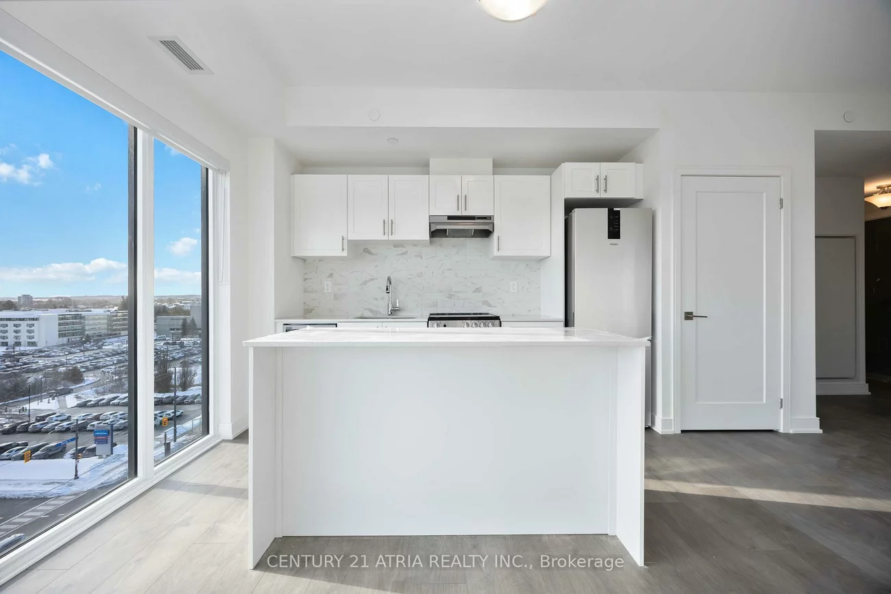 715, Davis, Huron Heights-Leslie Valley, Newmarket