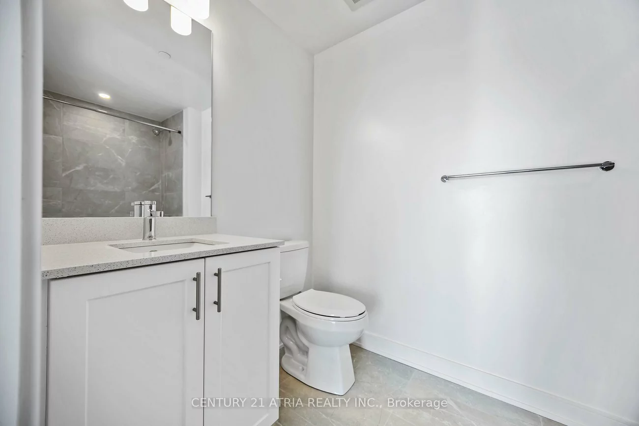 715, Davis, Huron Heights-Leslie Valley, Newmarket